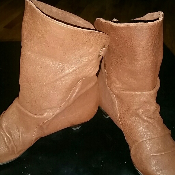 Jonak Paris Fold Over Kitten Heel Ankle Boot - Picture 6 of 8